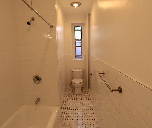 5th image of 43-30 48th St APT C5