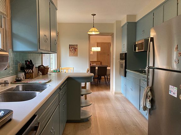 Eat-in kitchen with new appliances