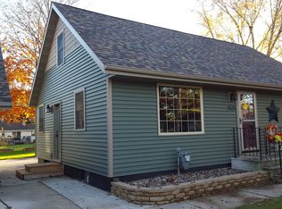 2525 Lavender Ln, Green Bay, WI 54313