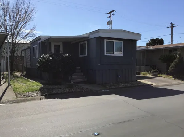 86 Buena Vista Dr, Lodi, CA 95240