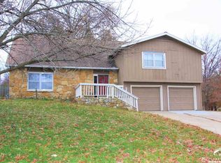 2400 Winterbrook Ct, Lawrence, KS 66047