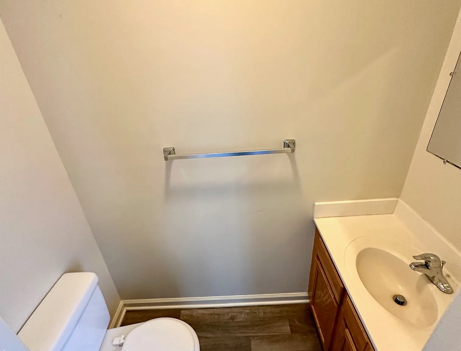 3 bed, 1.5 bath, 1200 sqft, $1,650 — Photo 2
