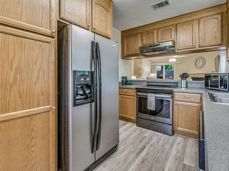 1500 E Johnson Ave #106 — Photo 9