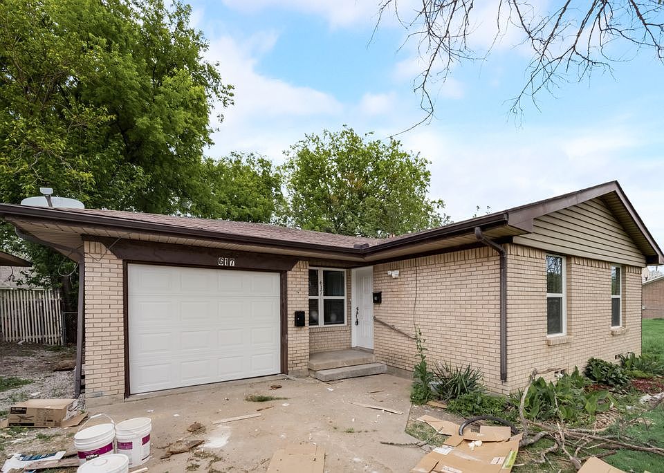 1st image of 617 Seneca Blvd