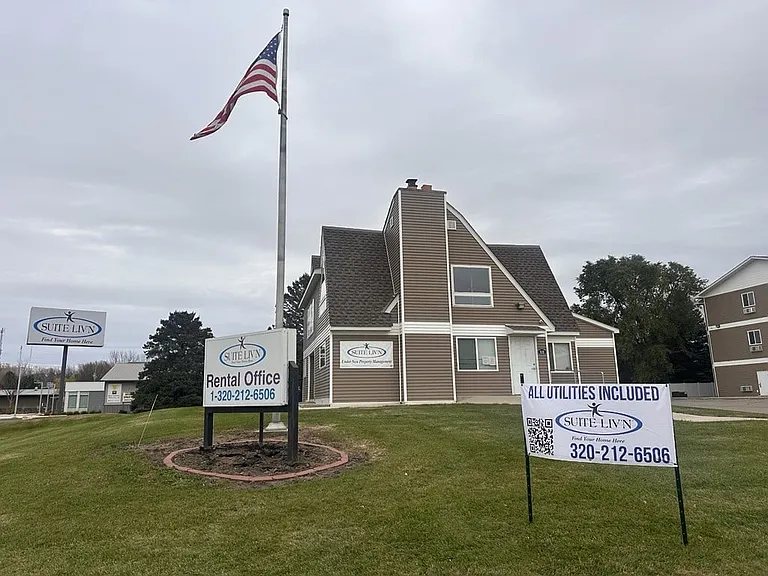619 Highway 71 NE — Photo 8