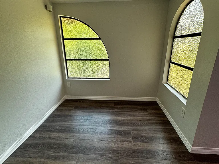 400 S Flower St #180 — Photo 26