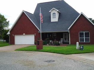 1215 Mountain Top Cir, Pensacola, FL 32506