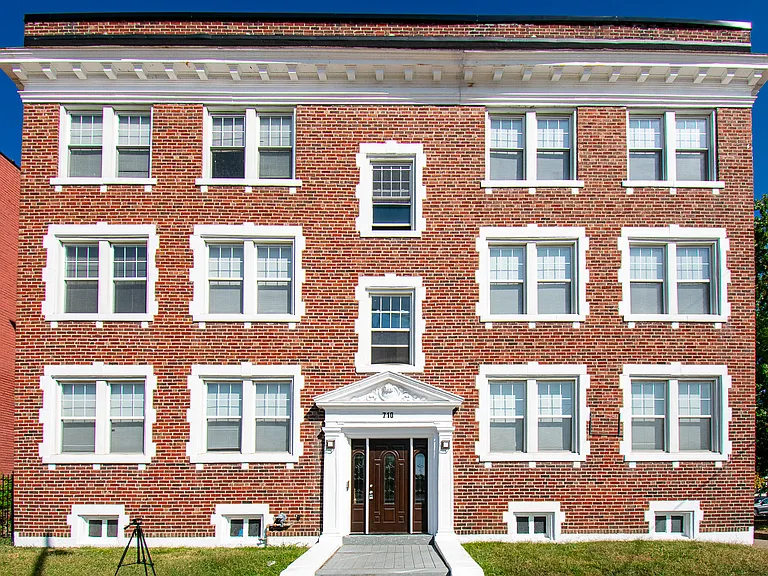710 Leland Ave #2S — Photo 57