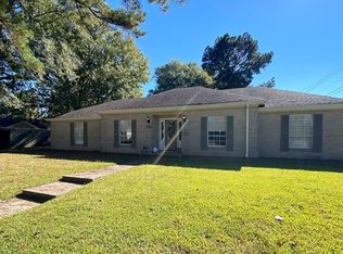 356 Cooley Ave, Grenada, MS 38901