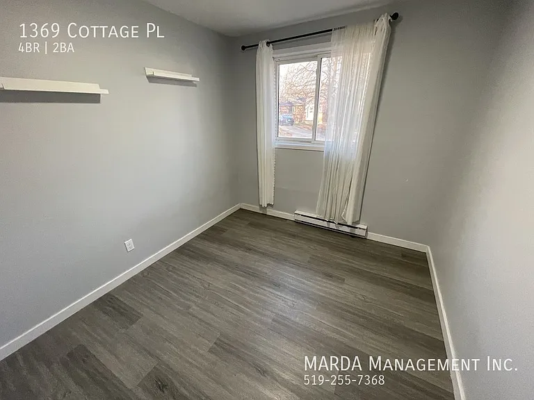1369 Cottage Pl — Photo 18