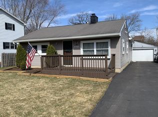 18132 W Timber Ln, Grayslake, IL