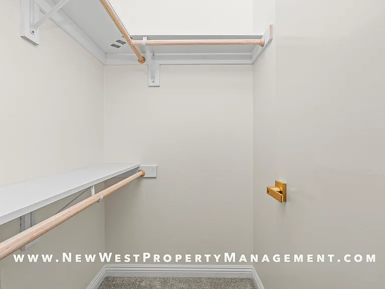 5522 Renaissance Ave #1 — Photo 31
