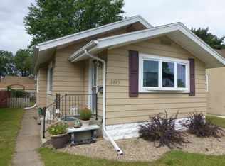 2405 George St, La Crosse, WI 54603