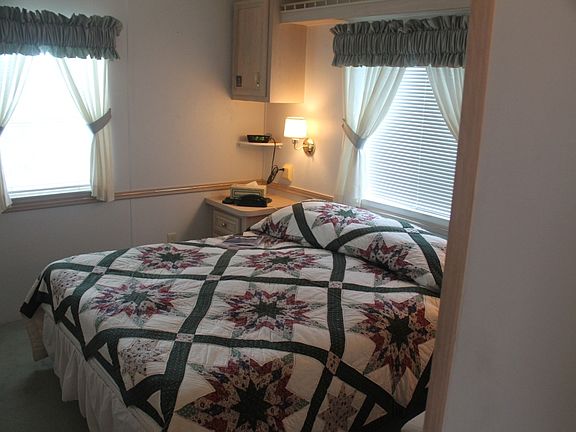 4th image of 11911 66th St Lot 413