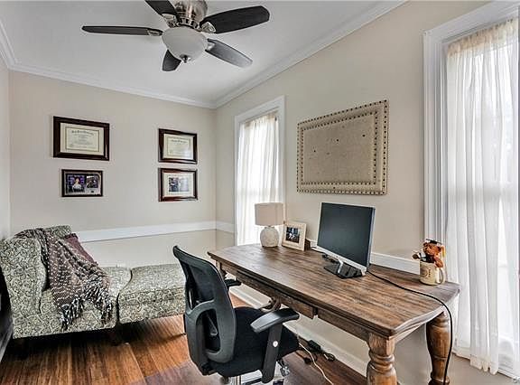 3rd image of 9642 Wendhurst Dr