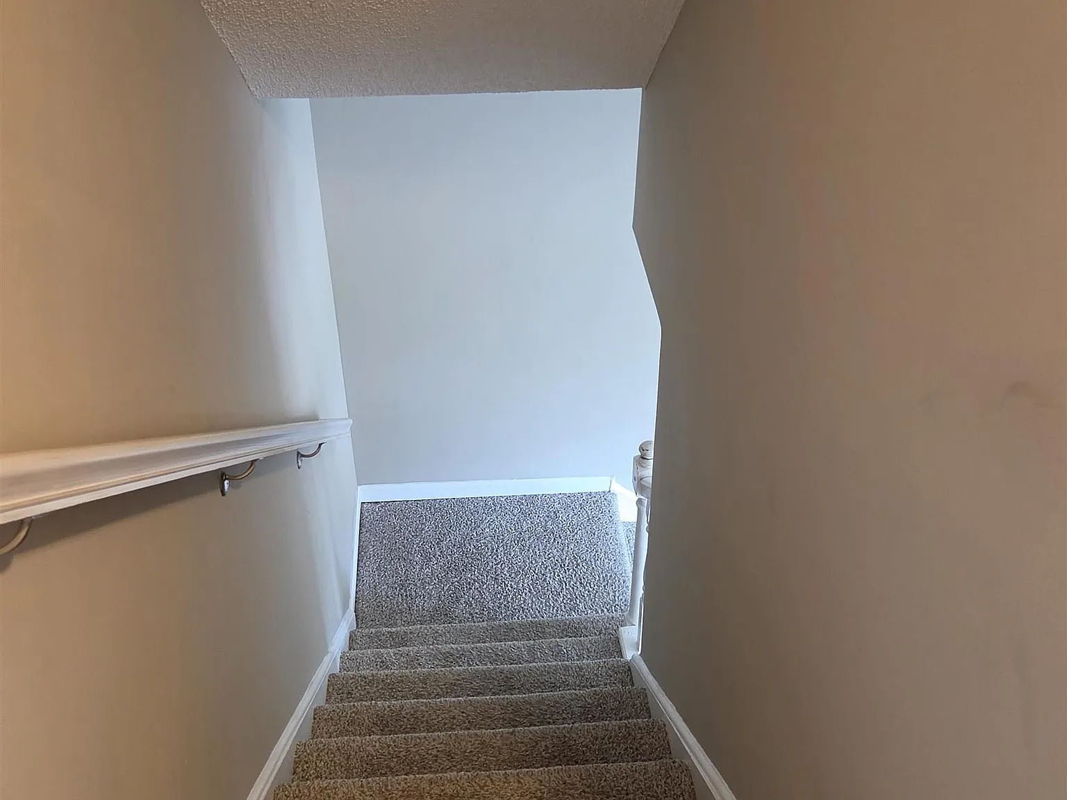 2 bed, 1.5 bath, 1080 sqft, $1,175 — Photo 4