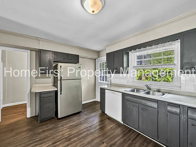 105 Meadowlark Dr #B — Photo 25