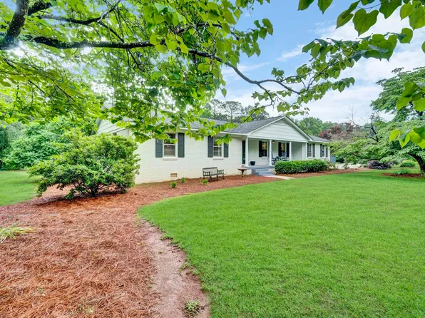 207 Fair Pl, Clinton, SC 29325