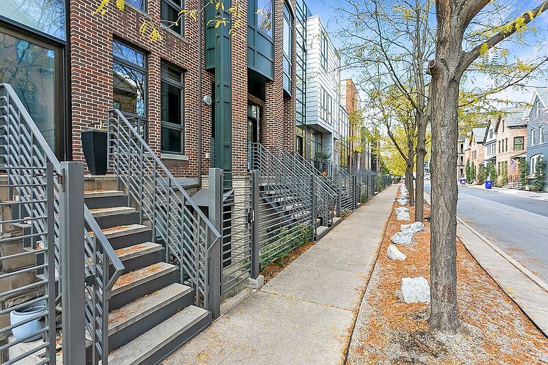 1st image of 51 N 5th St