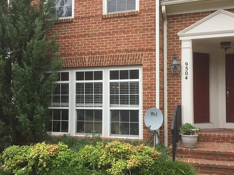 9504 Walker Way — Photo 1