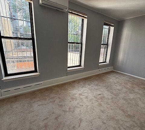 4th image of 519 Atlantic Ave #2