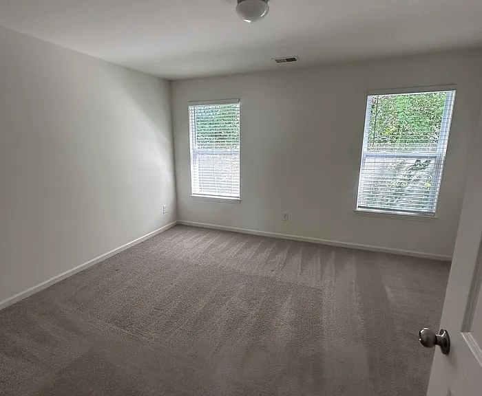 215 Banbury Ln #26 — Photo 10