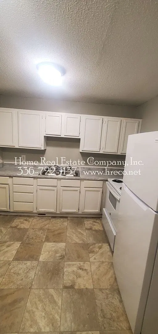 4271 Mineral Avenue Apt B — Photo 4