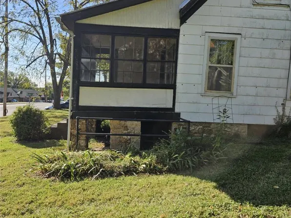 621 W Osage St, Pacific, MO 63069