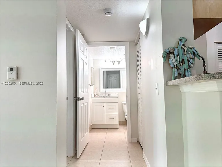 1020 Villa Ln #1020 — Photo 13