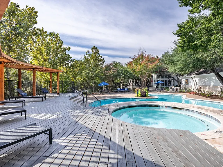 Stunning Swimming Pool and Sundeck