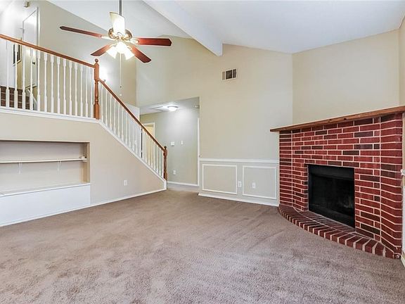 4th image of 1606 Merritt Dr