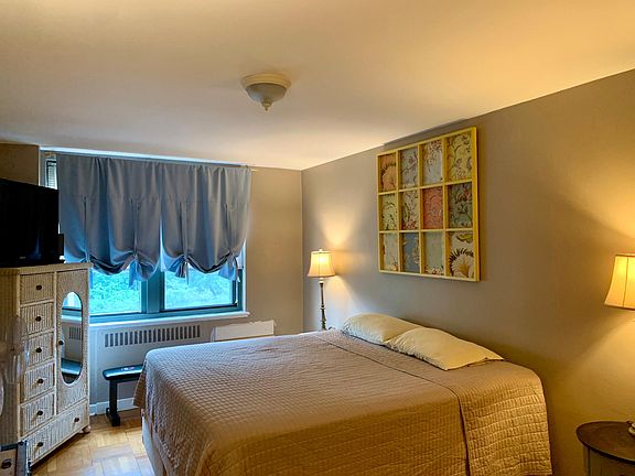 2nd image of 2601 Pennsylvania Ave APT 347
