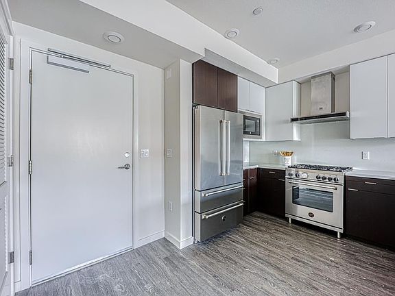 2nd image of 1850 El Camino Real Unit 325