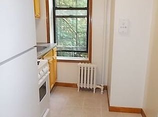754 Washington Ave APT 2L, Brooklyn, NY 11238