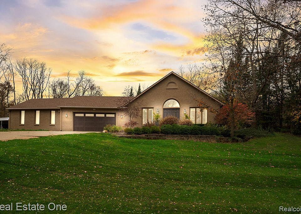 1st image of 1640 Madsen Dr
