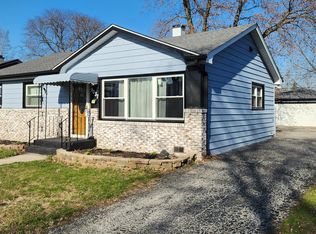 9037 S 51st Ave, Oak Lawn, IL 60453