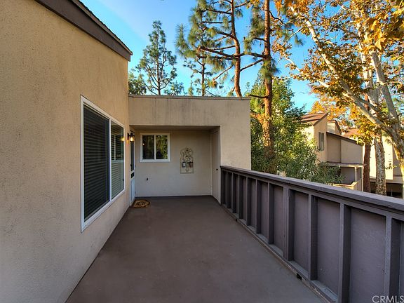 5th image of 1366 Cabrillo Park Dr APT E