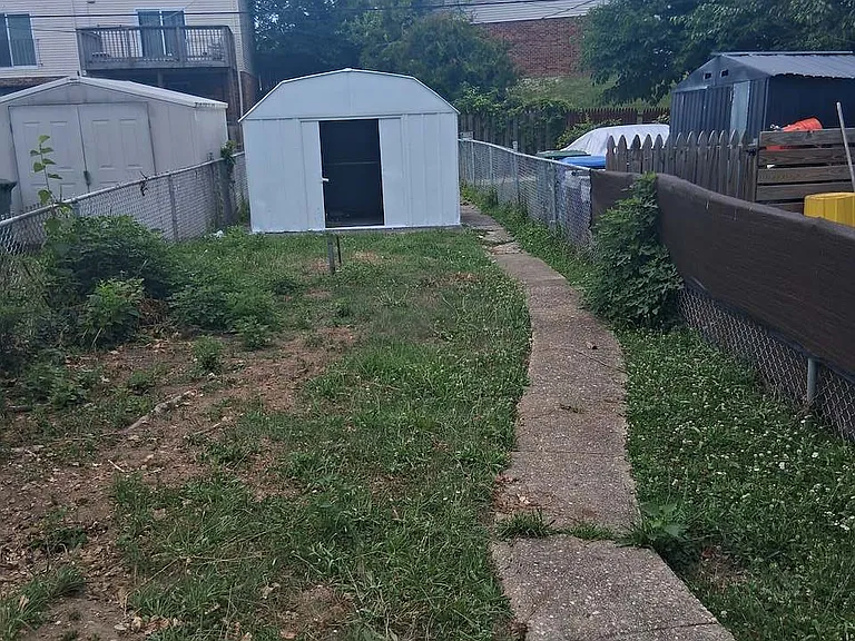 3040 Ascension St — Photo 20