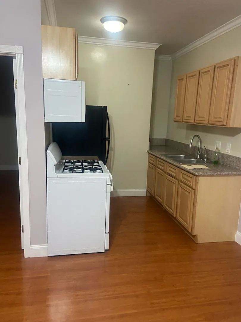 Isabel Apartments, LLC — Photo 1