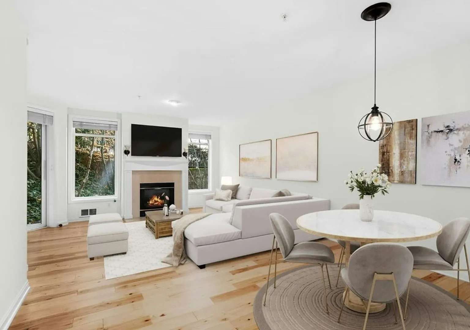 1bd/1.5ba Kirkland Condo — Photo 4