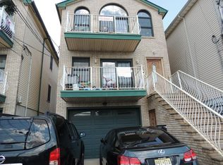 50 Fisk St, Jersey City, NJ 07305