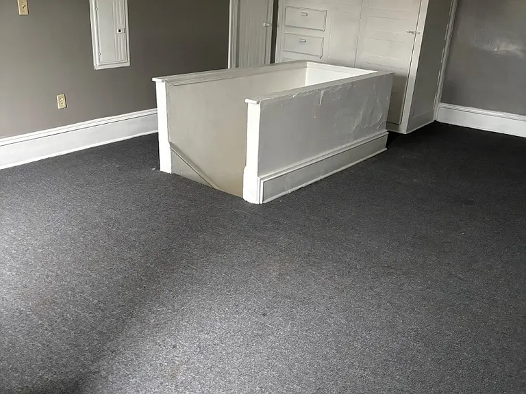 Unit Photo