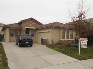 8625 Festival Dr, Elk Grove, CA 95624