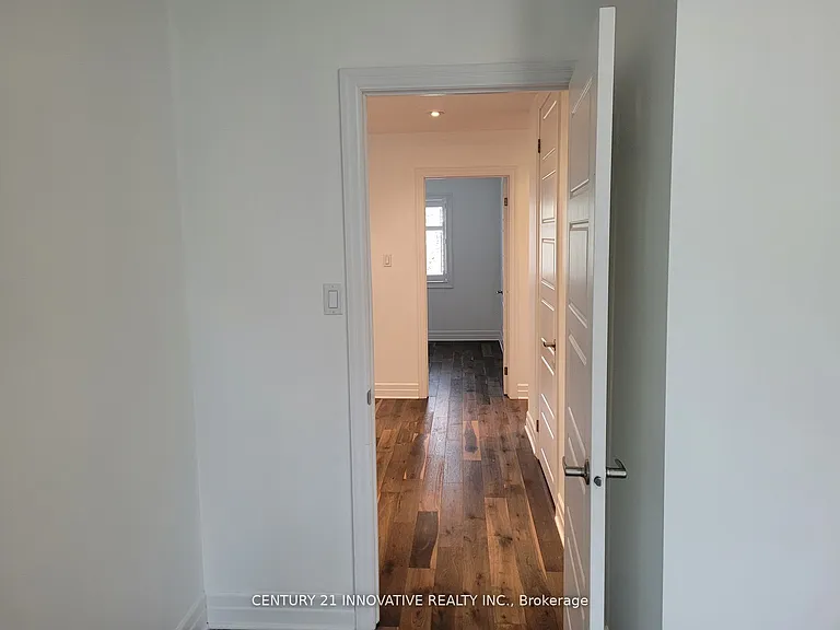 70 Plains Rd W #38 — Photo 10