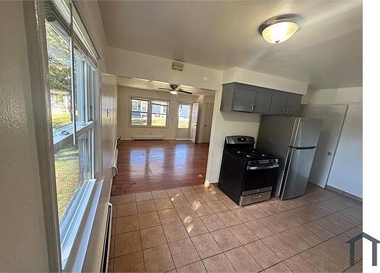 3rd image of 4633 Tyler St NE #5