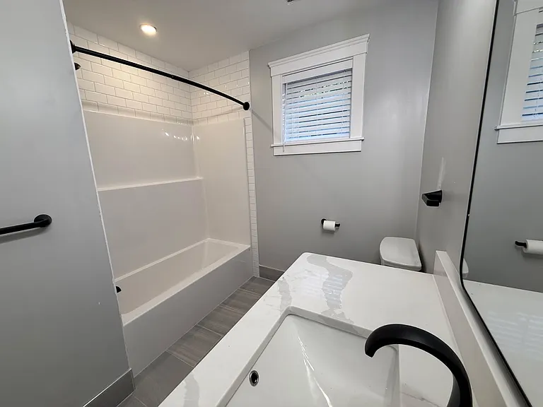 95 Grant St #A — Photo 13