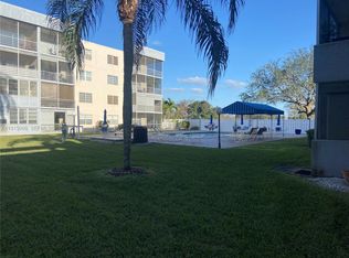 Quail Rum Of Sunrise, Sunrise, FL 33313