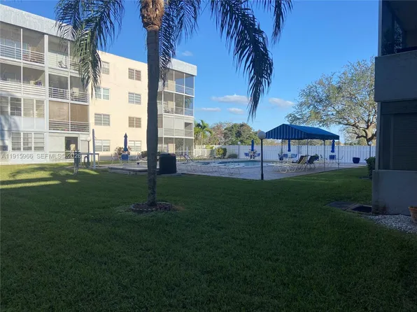 7502 NW 30th Pl APT 417, Sunrise, FL 33313