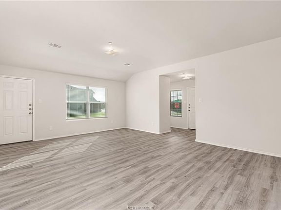 3rd image of 2110 Oakwood Forest Dr
