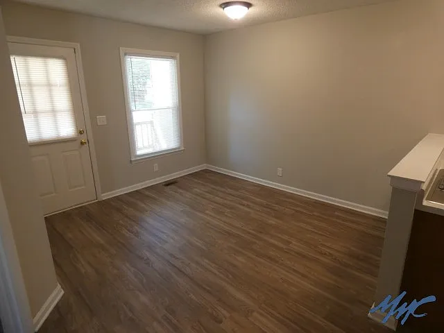 2262 Patriot Dr — Photo 15